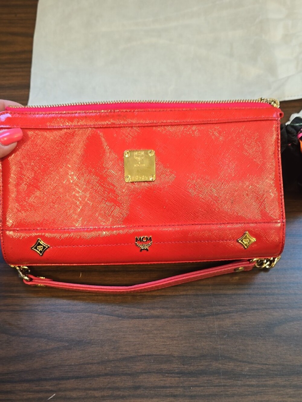 MCM Coral-Red Leather Shoulder Bag with Gold Chain - Picture 5 of 9